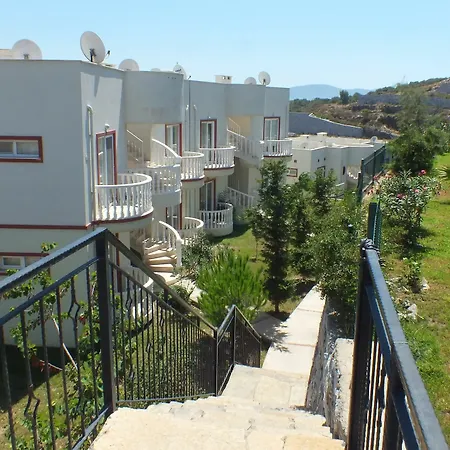 Lakeside Garden Szálloda Bogazici