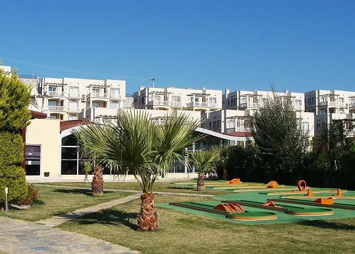 Lakeside Garden * Bogazici