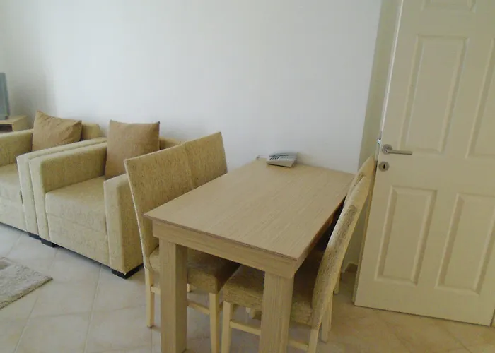 Szálloda Lakeside Garden *