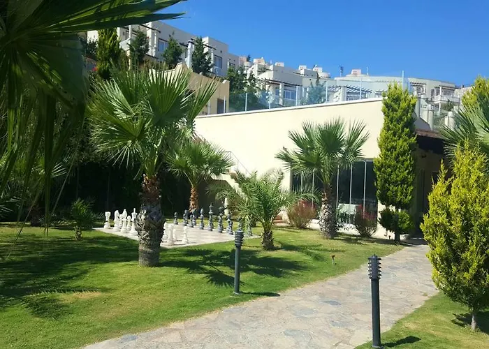 Lakeside Garden Szálloda Bogazici