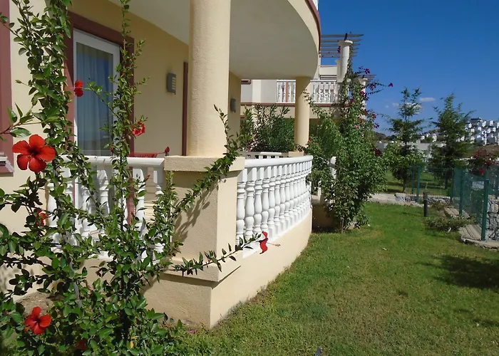 Lakeside Garden * Bogazici