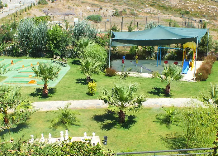 Lakeside Garden Bogazici