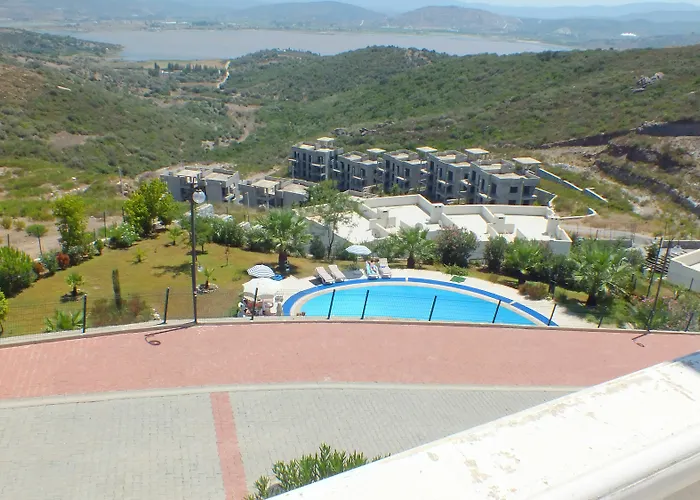 Lakeside Garden Szálloda