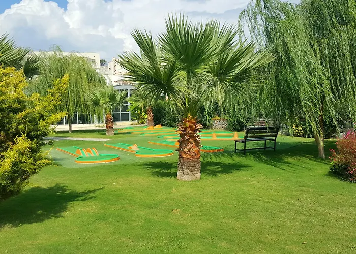 Szálloda Lakeside Garden *