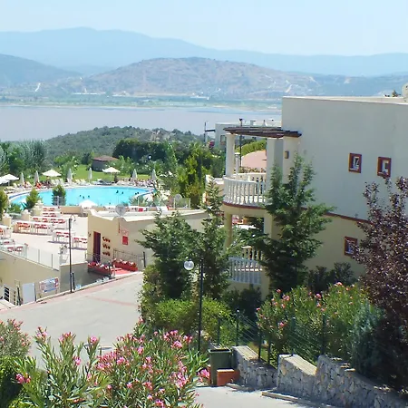 Lakeside Garden Отель Богазычи