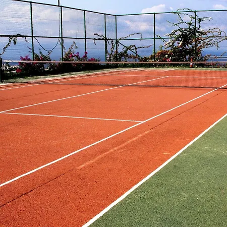 Hotel Lakeside Garden Bogazici